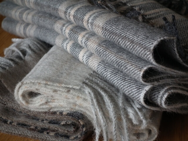 alpaca-wool-scarf-grey